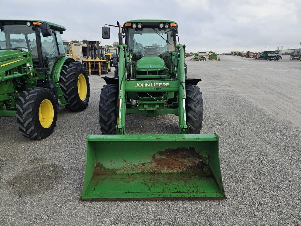 Image for 2006 John Deere 6420