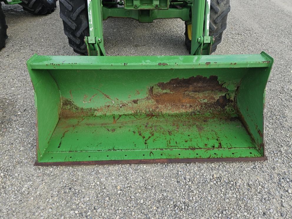 Image for 2006 John Deere 6420