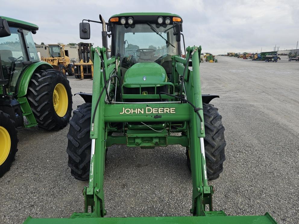 Image for 2006 John Deere 6420