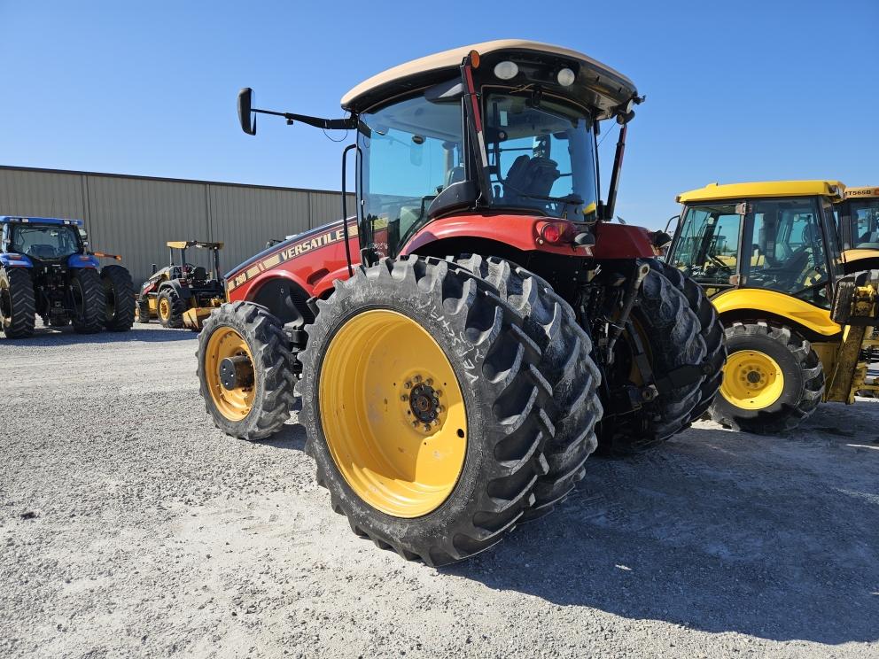 Image for 2013 Versatile 260