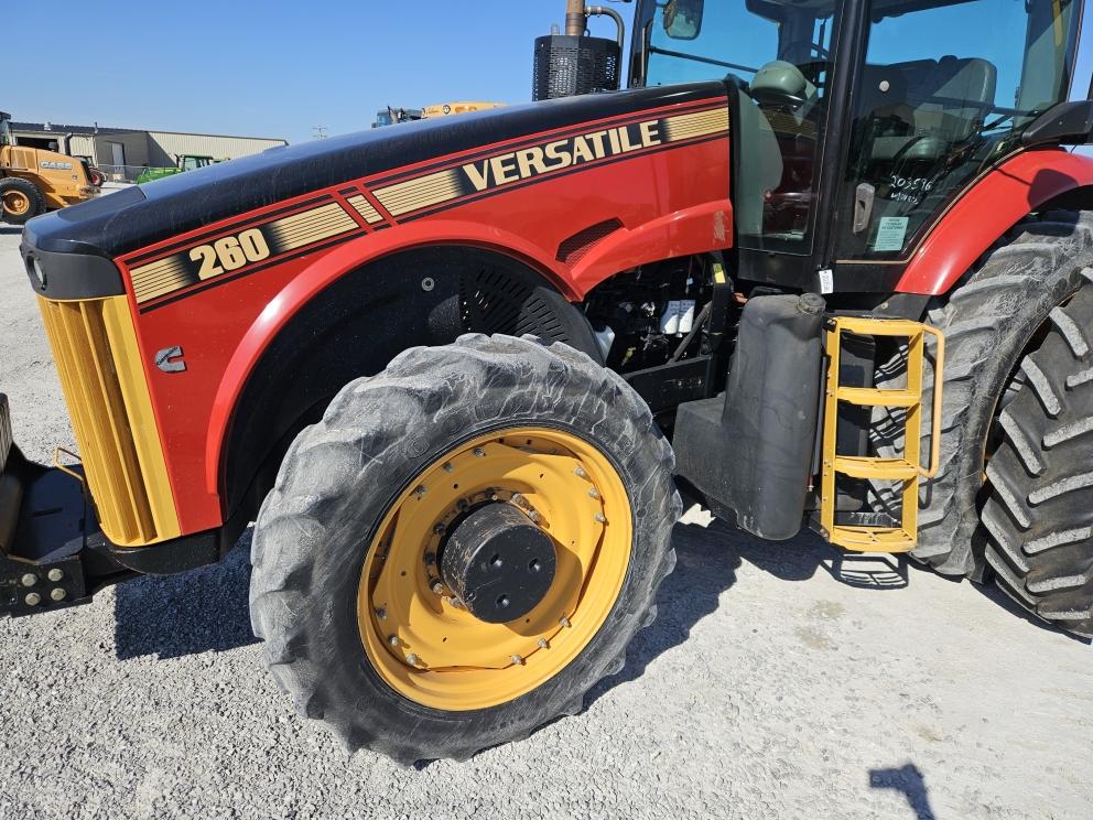 Image for 2013 Versatile 260