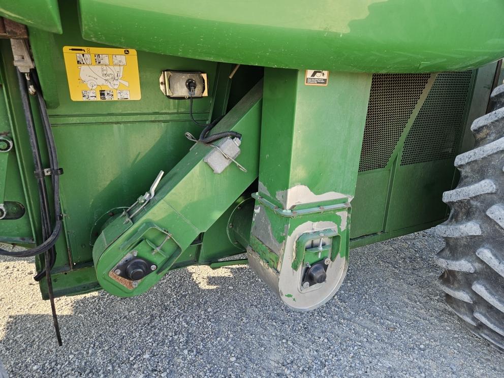 Image for 2005 John Deere 9860 STS