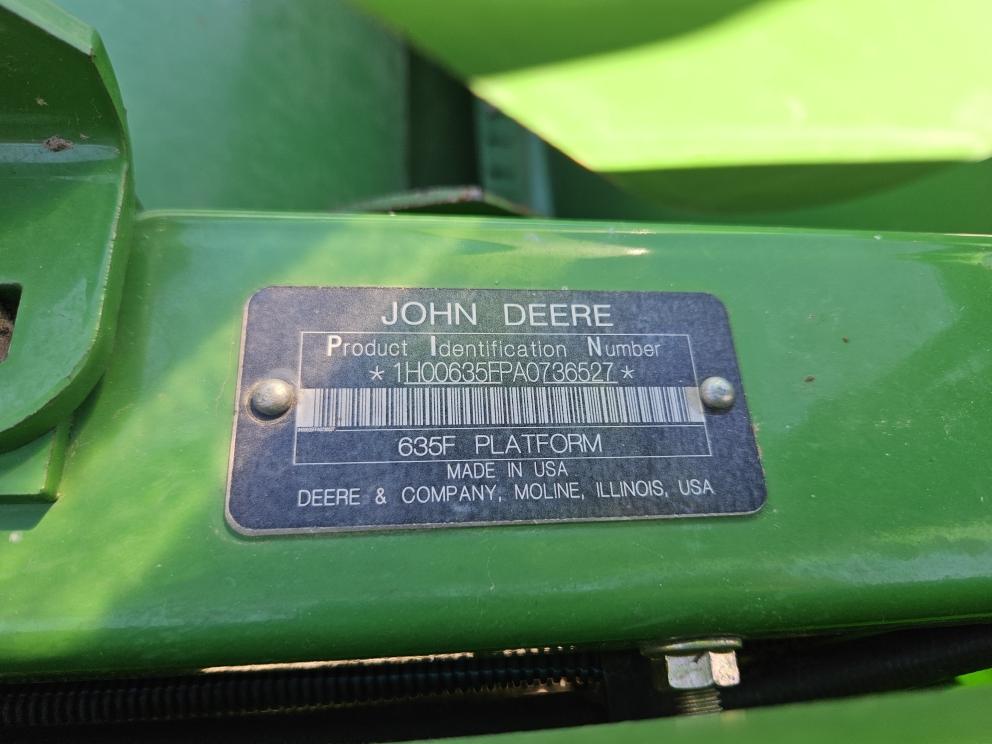 Image for 2010 John Deere 635F