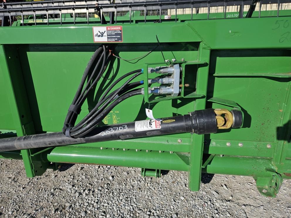 Image for 2010 John Deere 635F