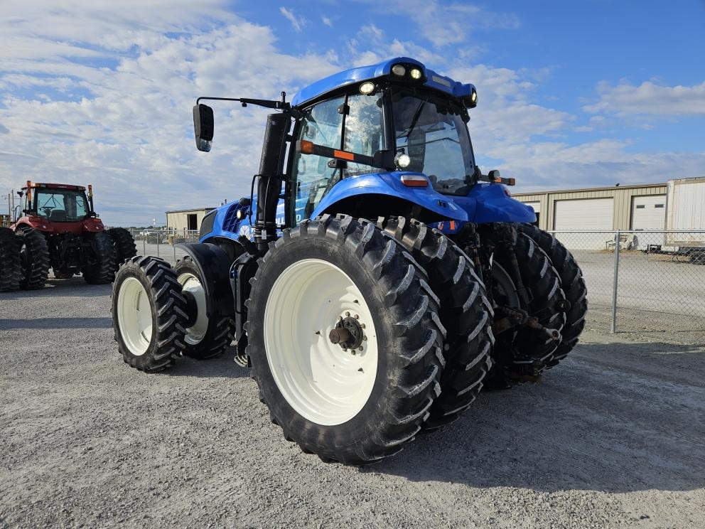 Image for 2015 New Holland T8.410