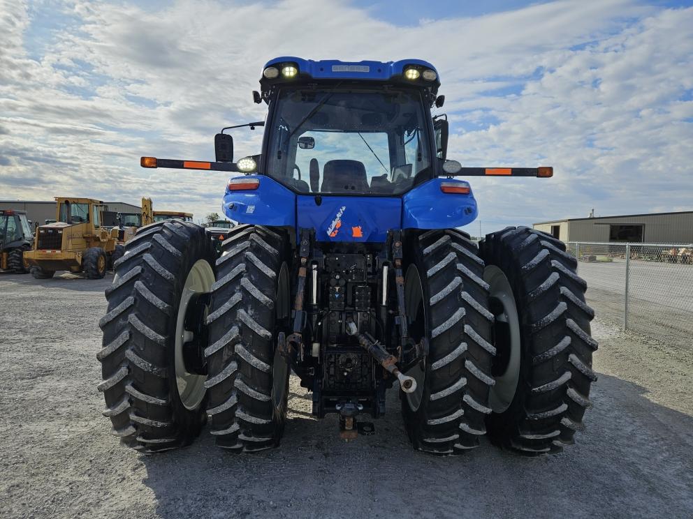 Image for 2015 New Holland T8.410