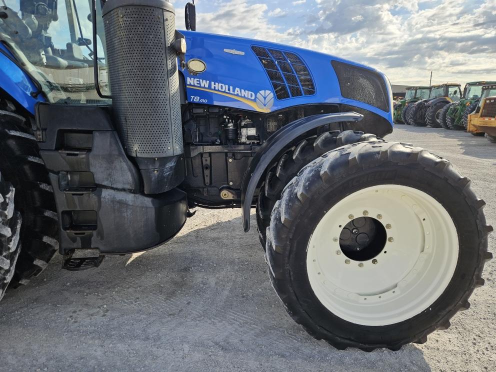 Image for 2015 New Holland T8.410
