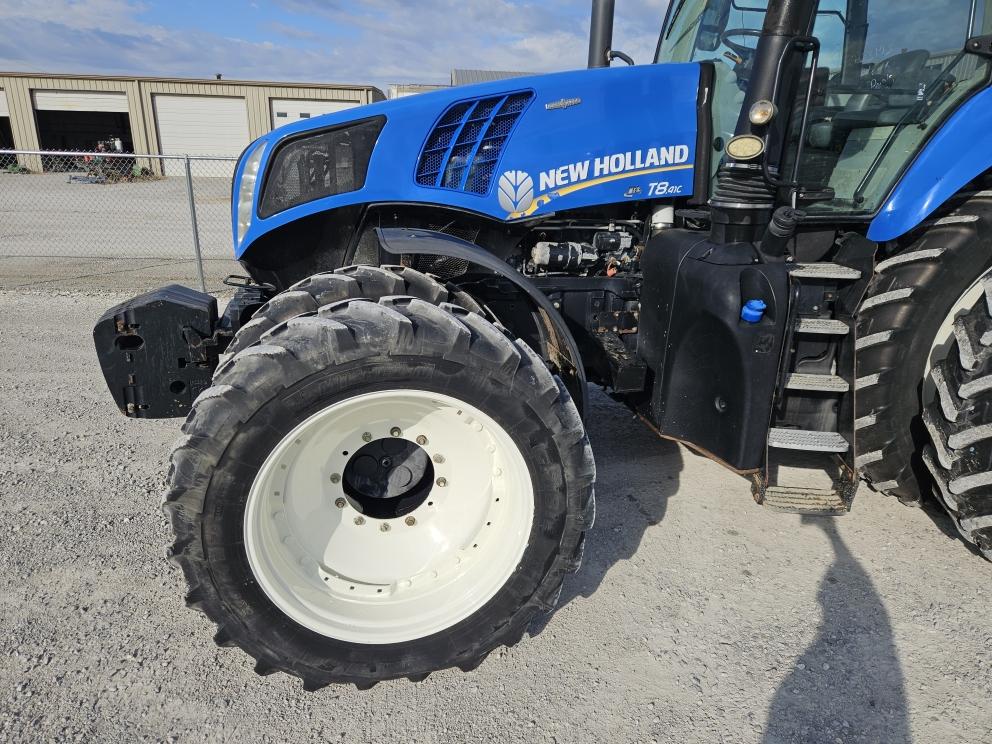 Image for 2015 New Holland T8.410