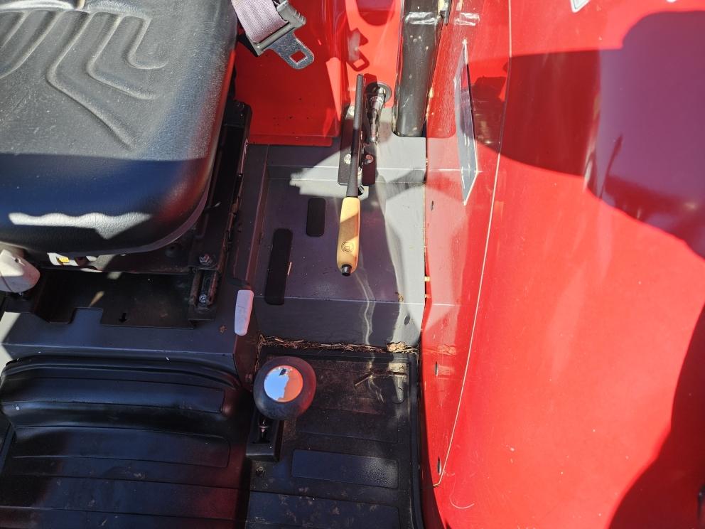 Image for 2015 Massey Ferguson 4709