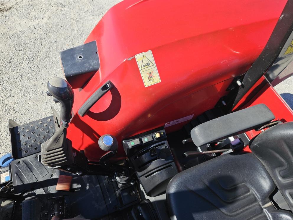 Image for 2015 Massey Ferguson 4709