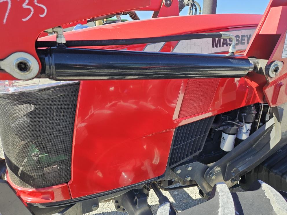 Image for 2015 Massey Ferguson 4709