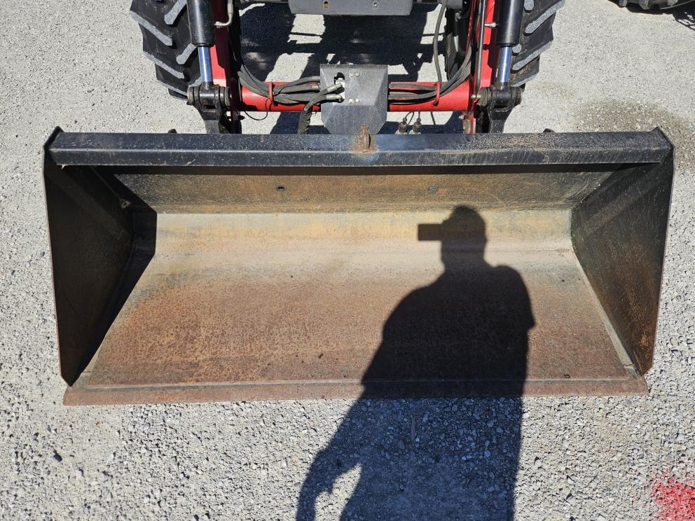 Image for 2015 Massey Ferguson 4709