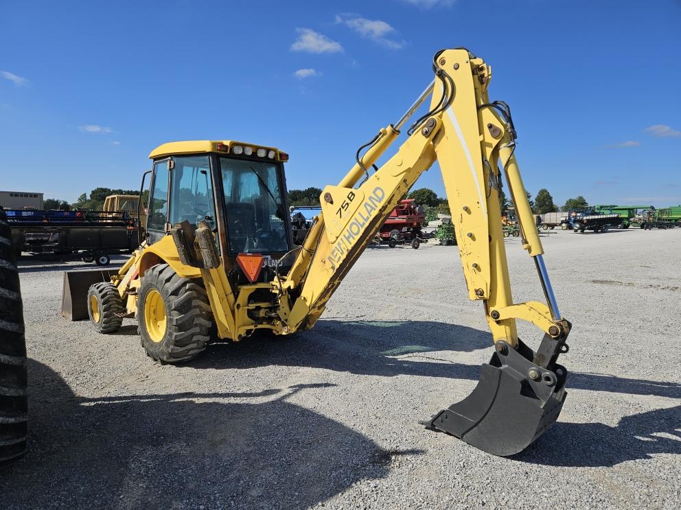 Image for 2004 New Holland LB75B