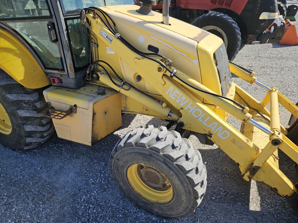 Image for 2004 New Holland LB75B