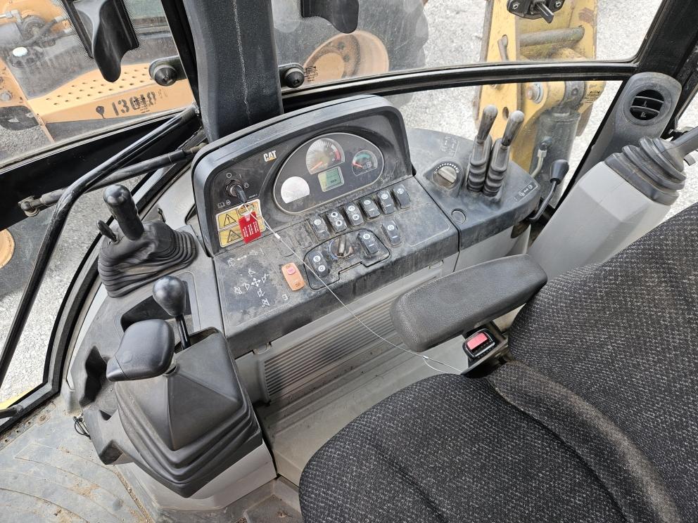 Image for 2015 Caterpillar 420F