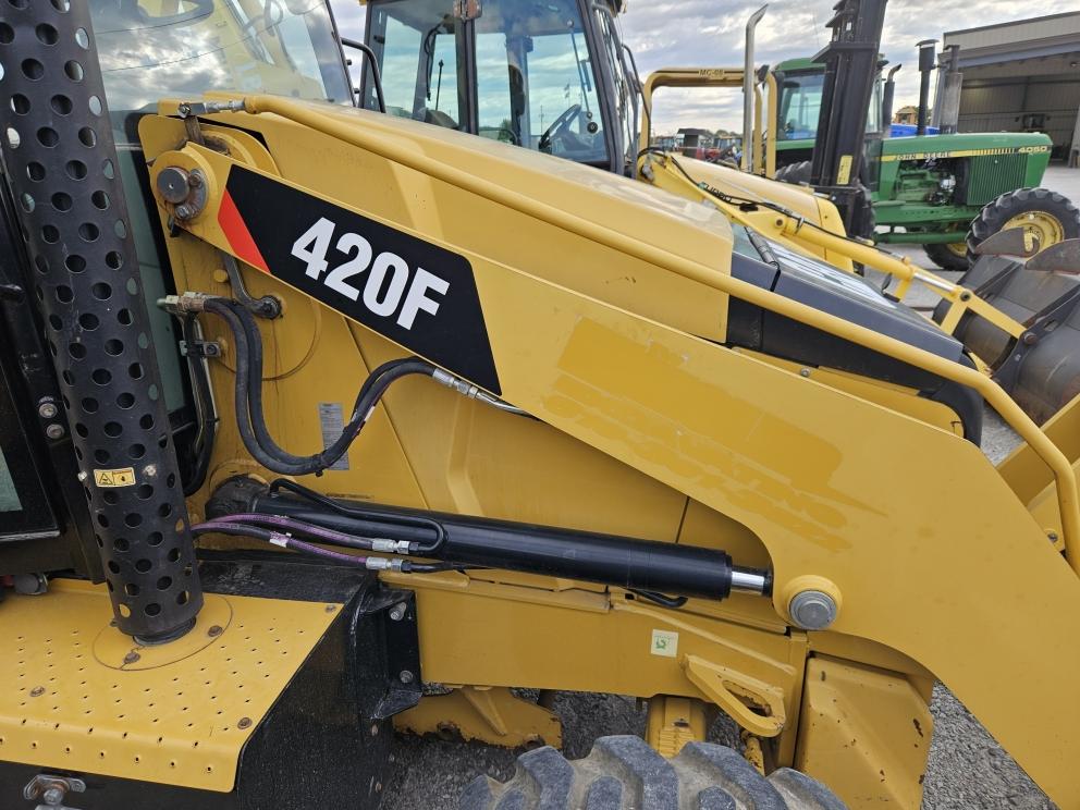 Image for 2015 Caterpillar 420F
