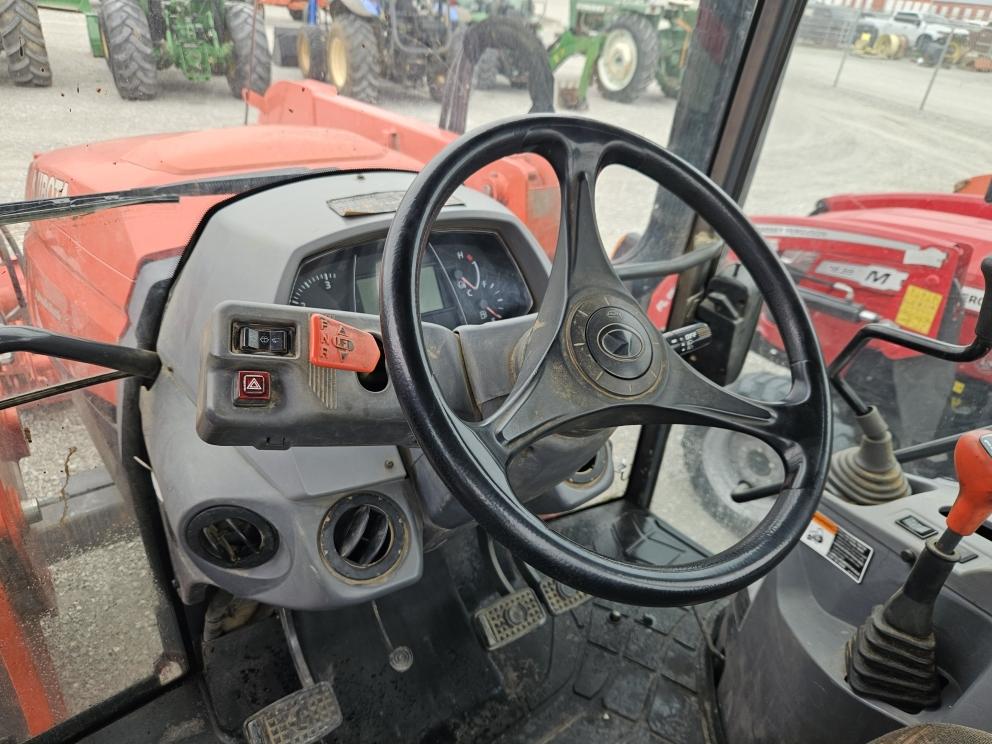 Image for 2019 Kubota M5-091