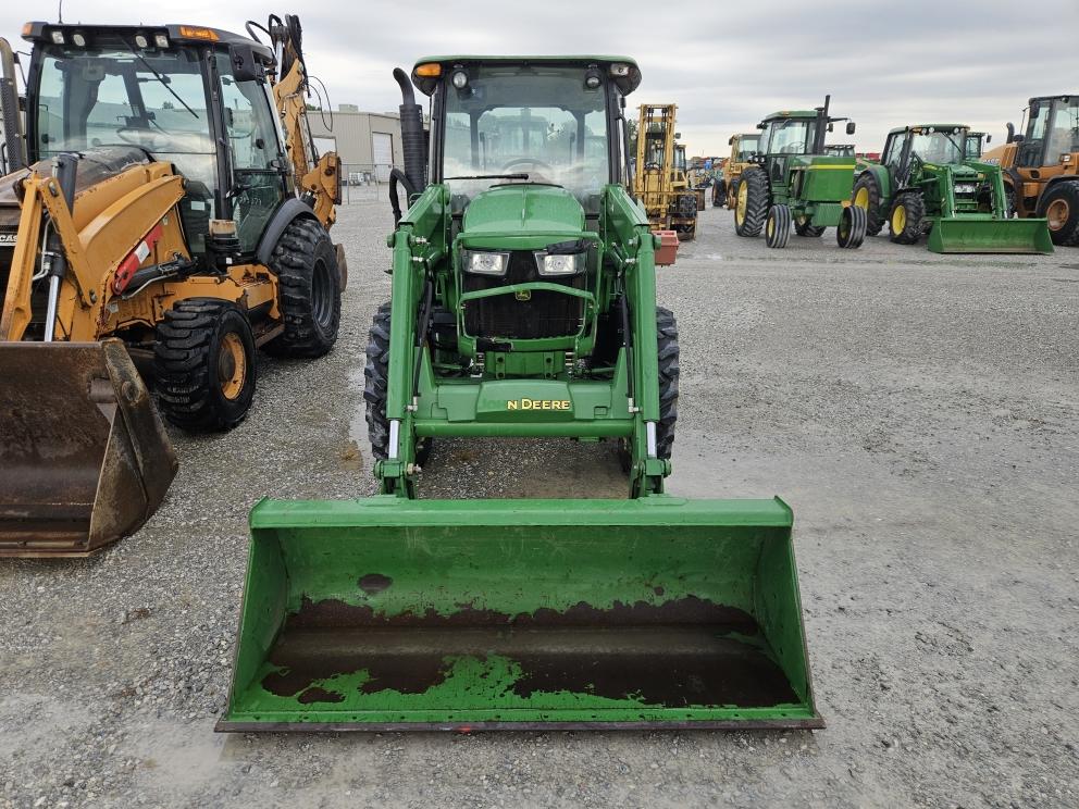 Image for 2016 John Deere 5075E