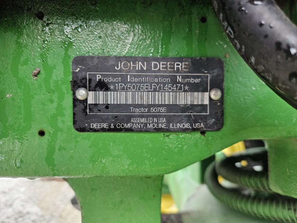 Image for 2016 John Deere 5075E