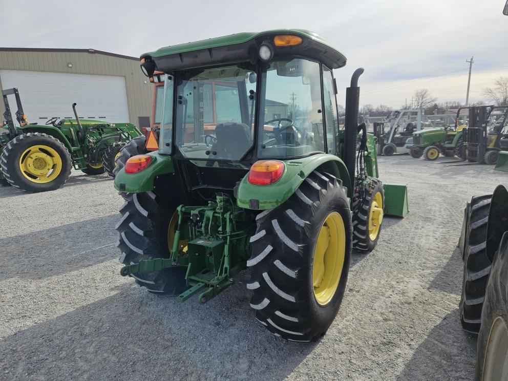 Image for 2016 John Deere 5075E