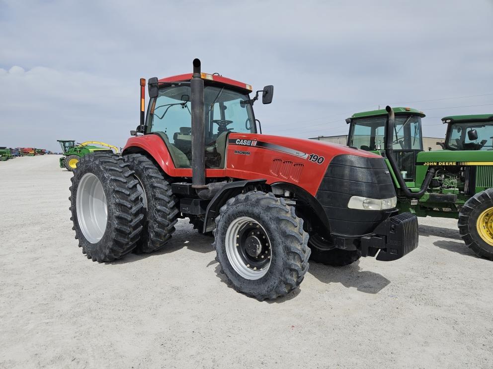 Image for 2010 Case IH Magnum 190