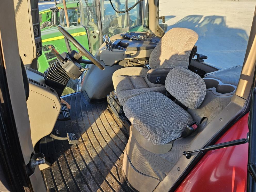 Image for 2010 Case IH Magnum 190