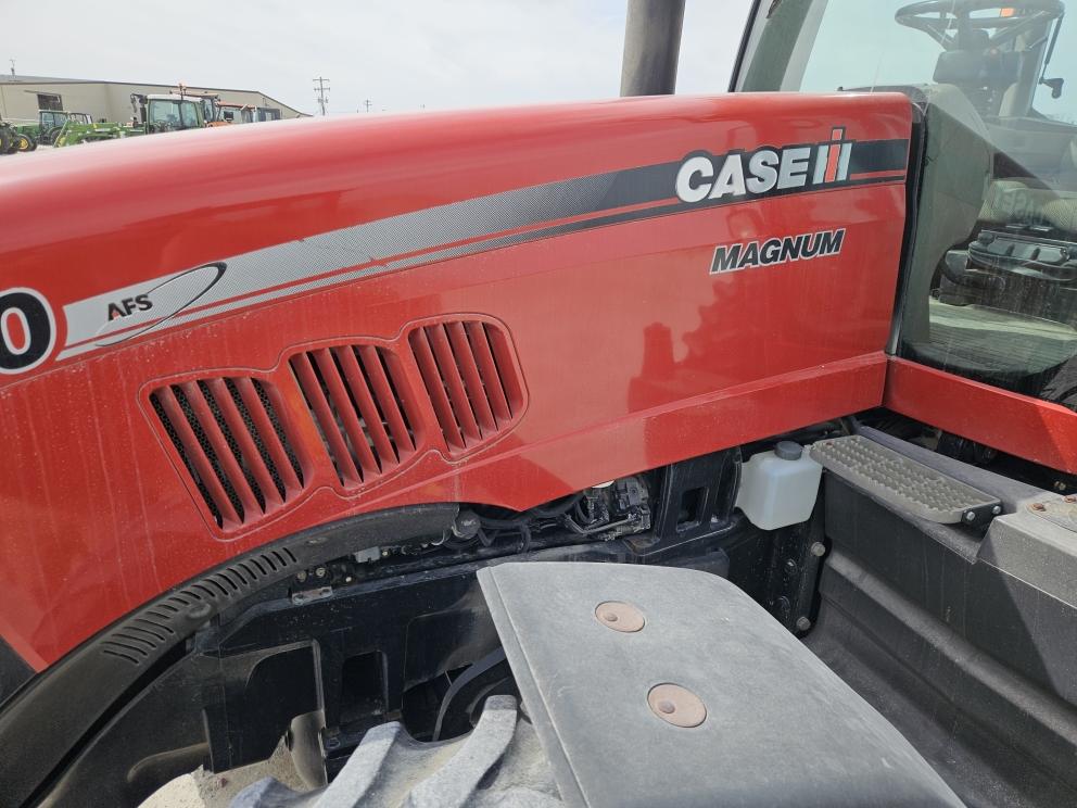 Image for 2010 Case IH Magnum 190
