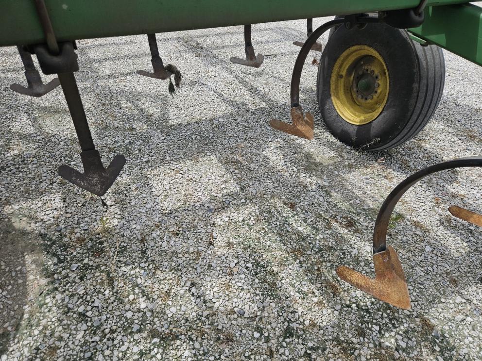 Image for 1997 John Deere 980