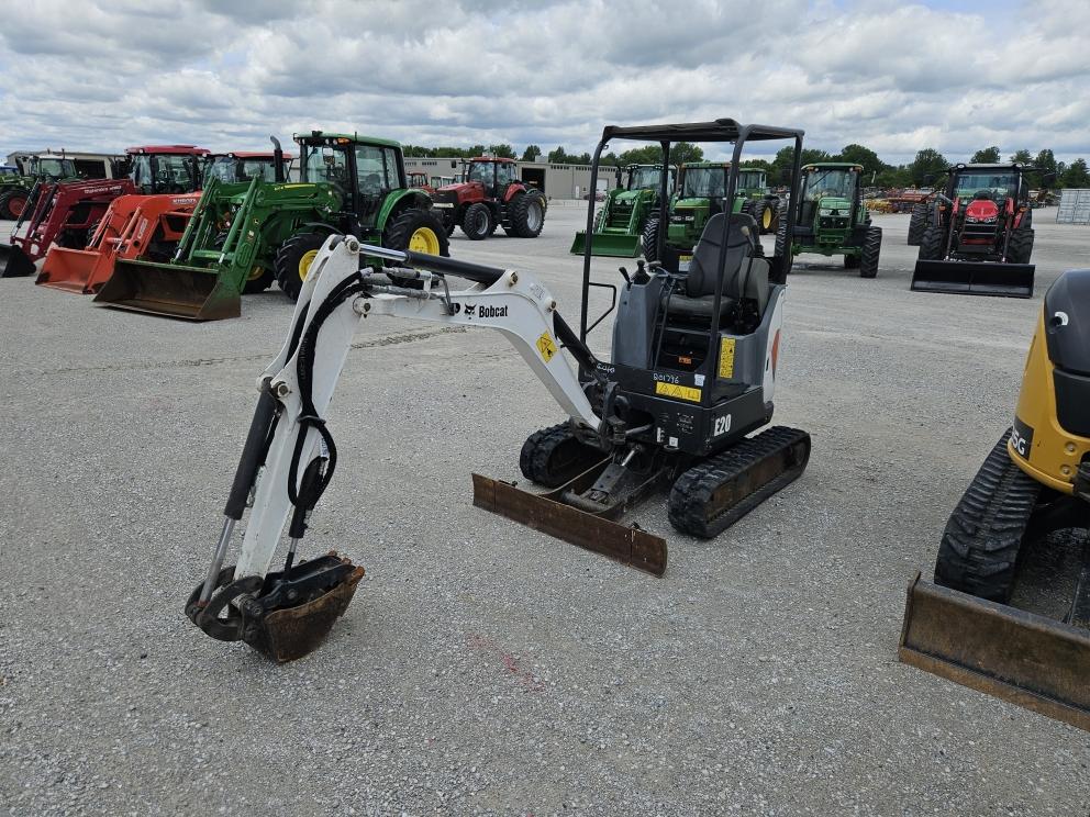 Image for 2016 Bobcat E20