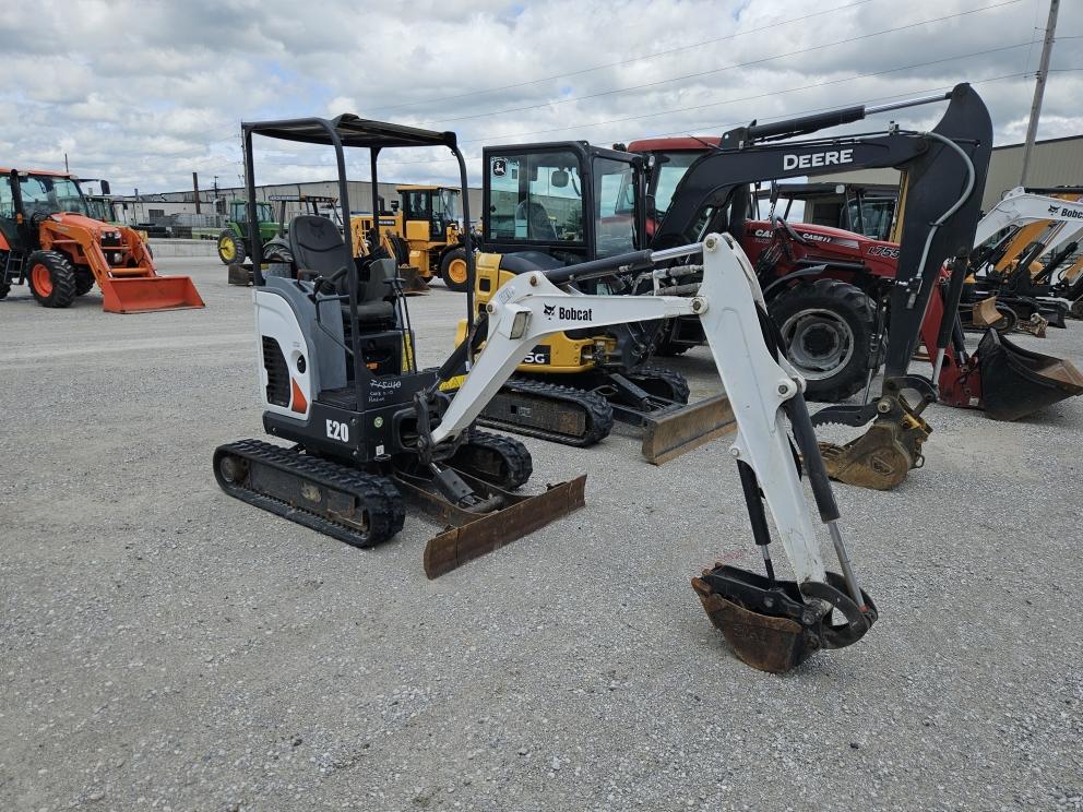 Image for 2016 Bobcat E20