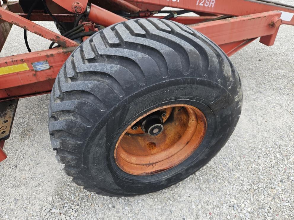 Image for 2003 Pro Ag 12SR Bale Skoop