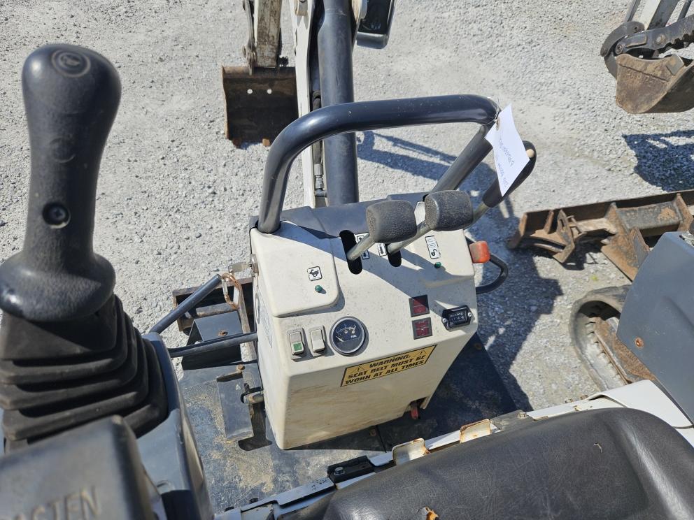 Image for 2015 Bobcat 418