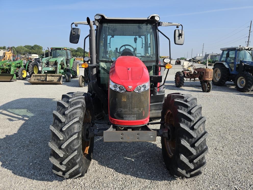 Image for 2021 Massey Ferguson 6712