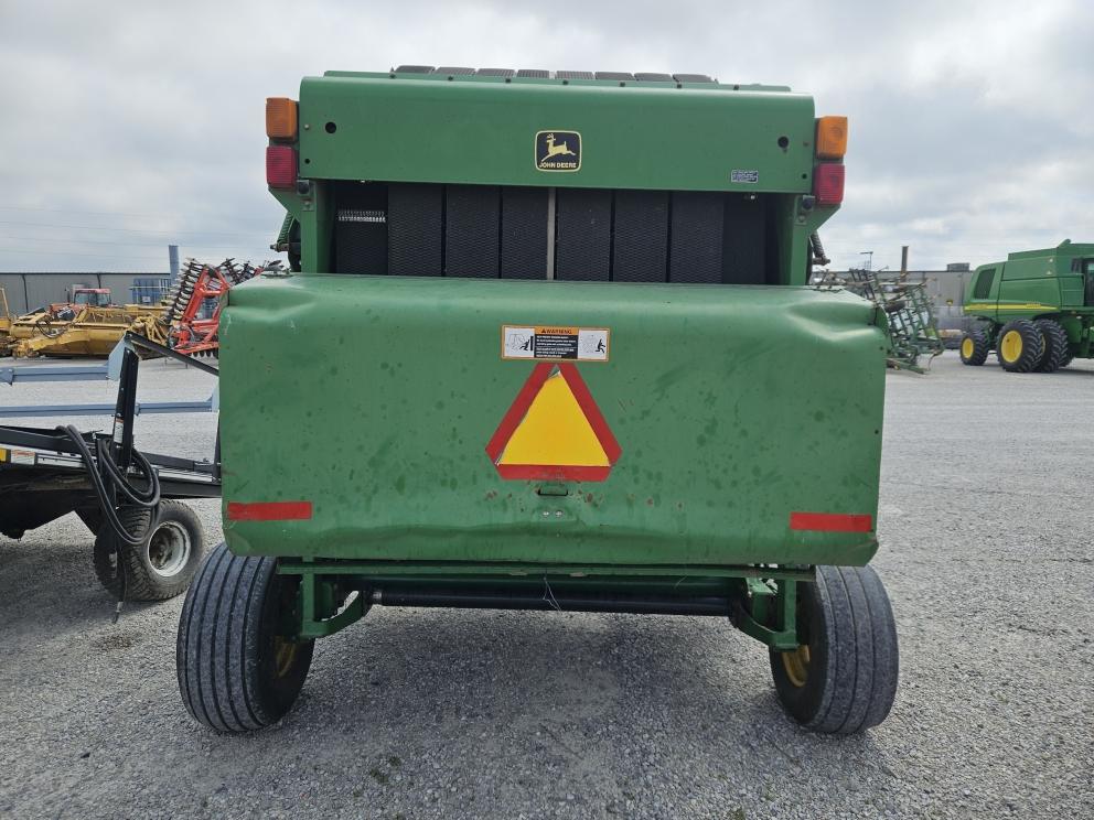 Image for 2001 John Deere 567