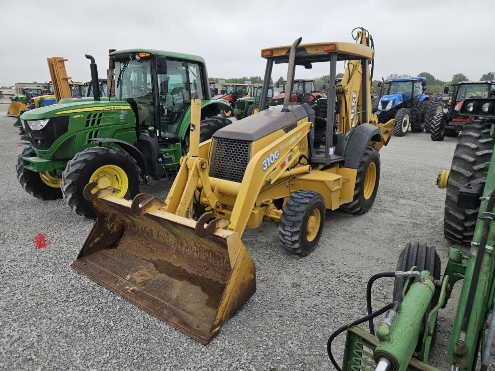 Image for 2004 John Deere 310G