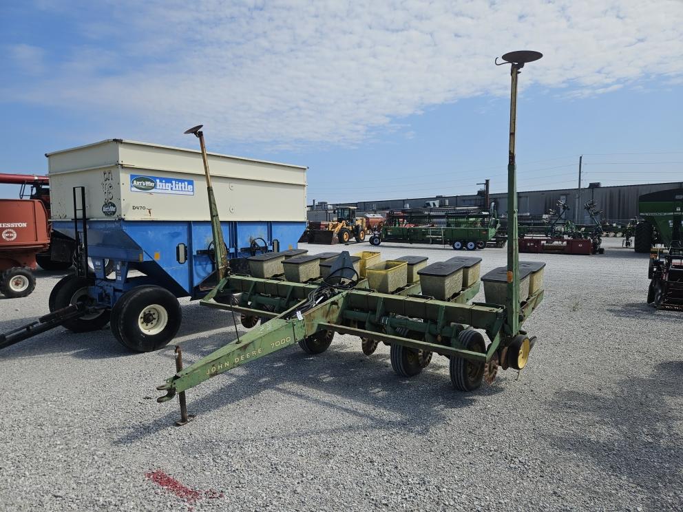 Image for John Deere 7000