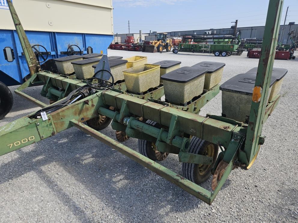 Image for John Deere 7000