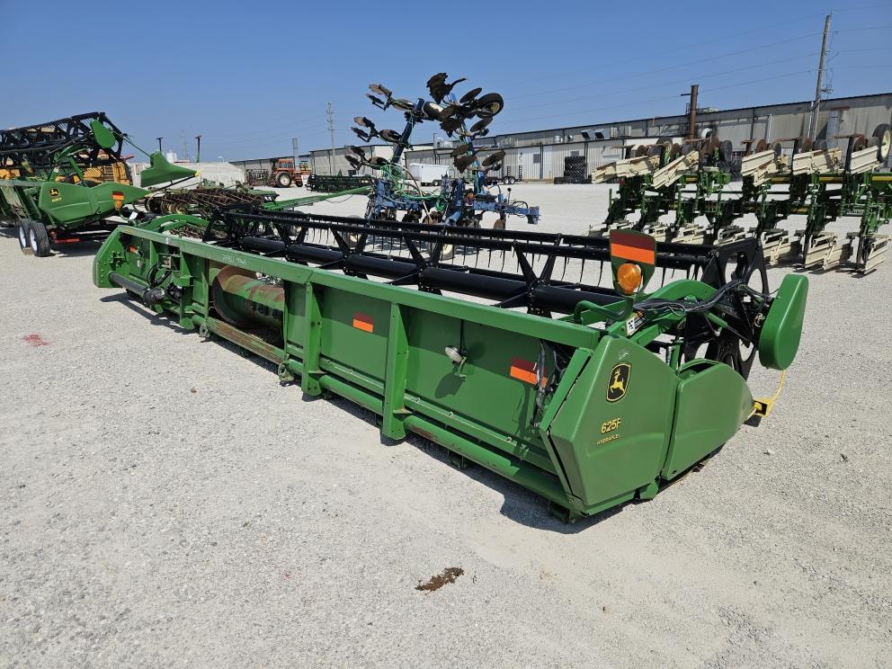 Image for 2005 John Deere 625F