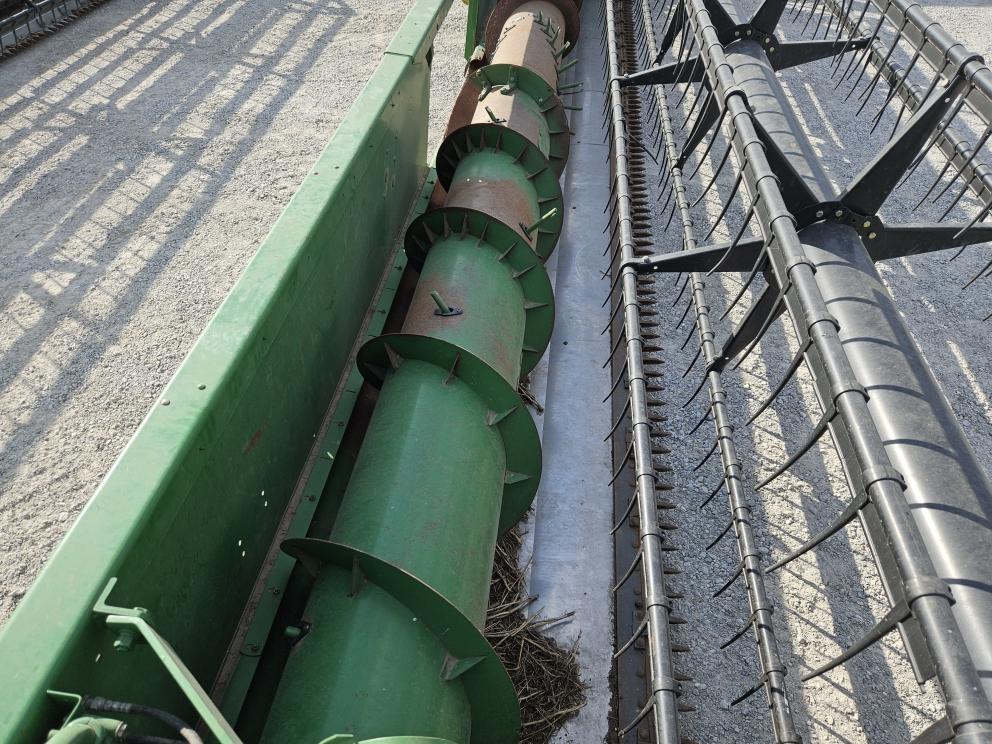 Image for 2002 John Deere 925F