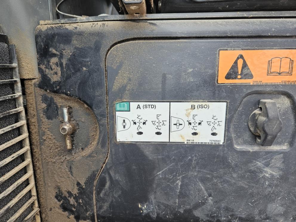 Image for 2022 Bobcat E60