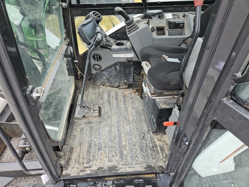 Image for 2022 Bobcat E60