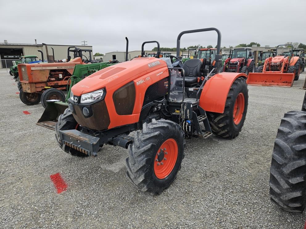 Image for 2020 Kubota M6L-111