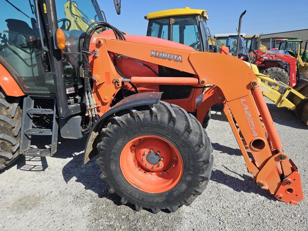 Image for 2013 Kubota M135GX