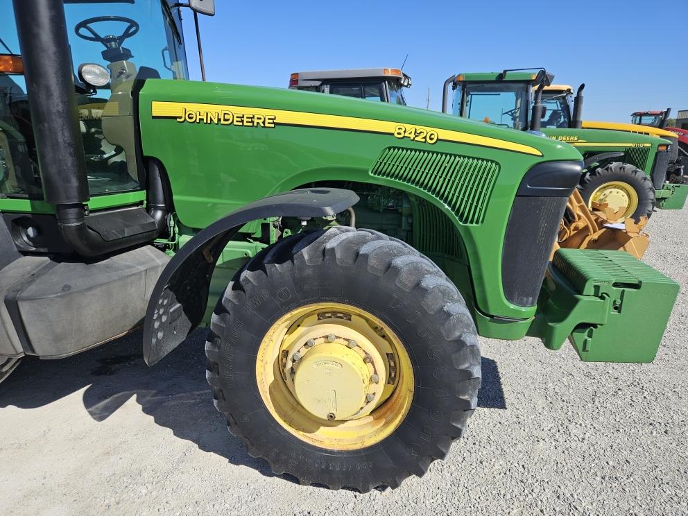 Image for 2005 John Deere 8420