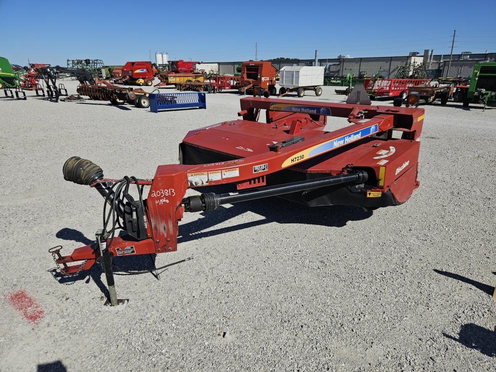 Image for 2009 New Holland H7230