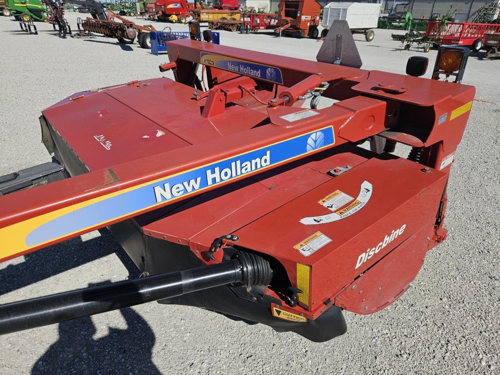 Image for 2009 New Holland H7230