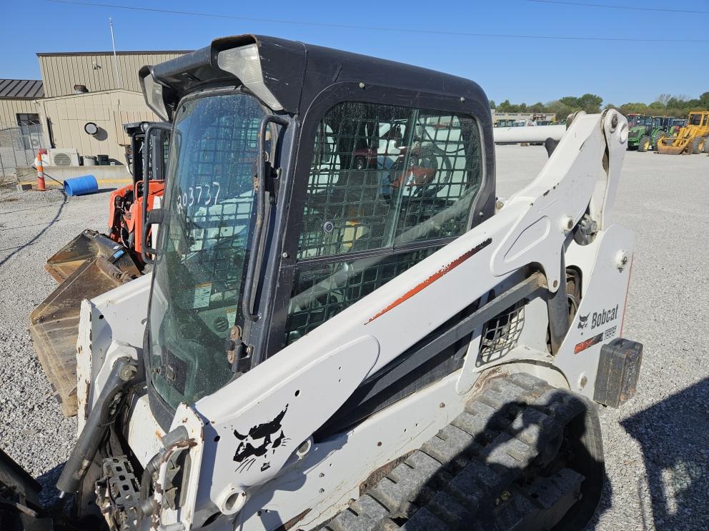 Image for 2016 Bobcat T595