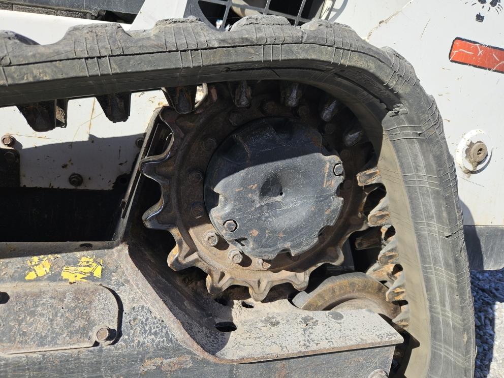 Image for 2016 Bobcat T595