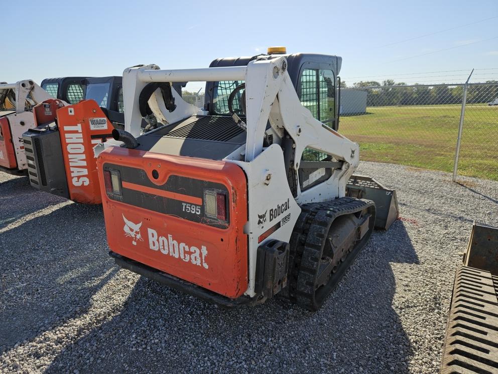 Image for 2016 Bobcat T595