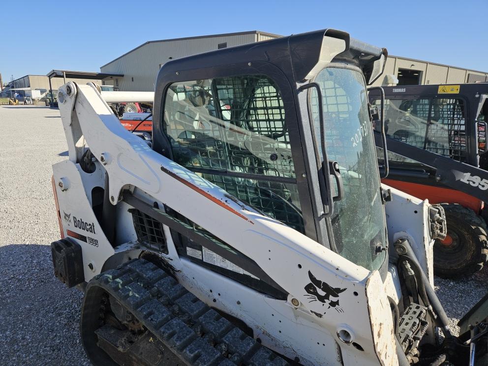 Image for 2016 Bobcat T595